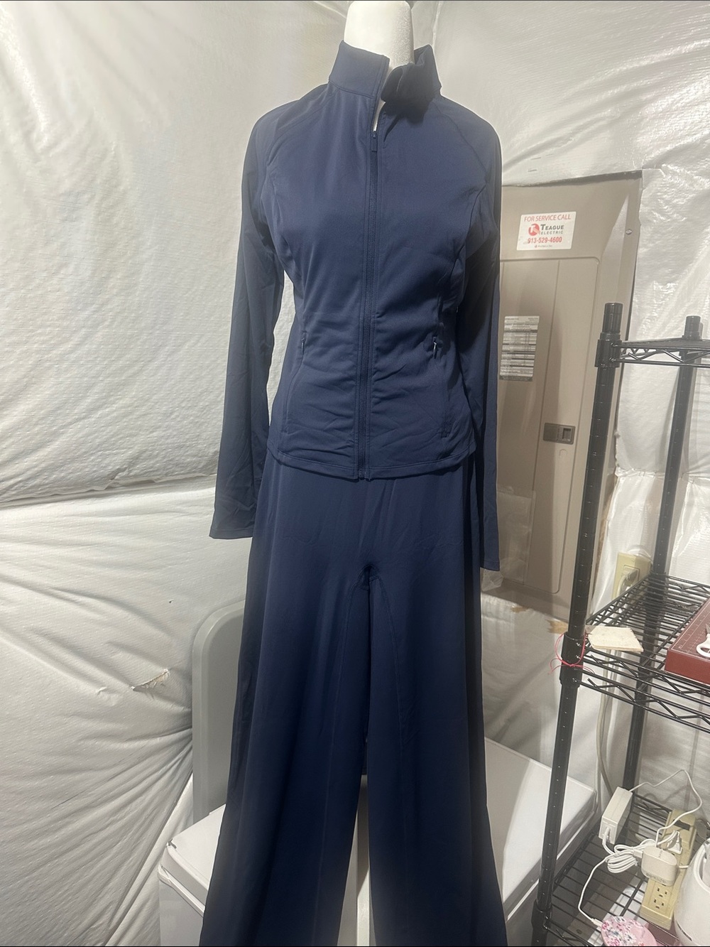 2 piece leisure set